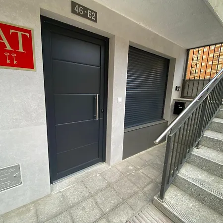 E&r-2 Plaza Espana Apartman