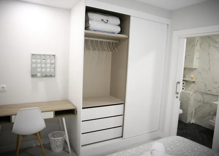 E&r-2 Plaza España Apartamento